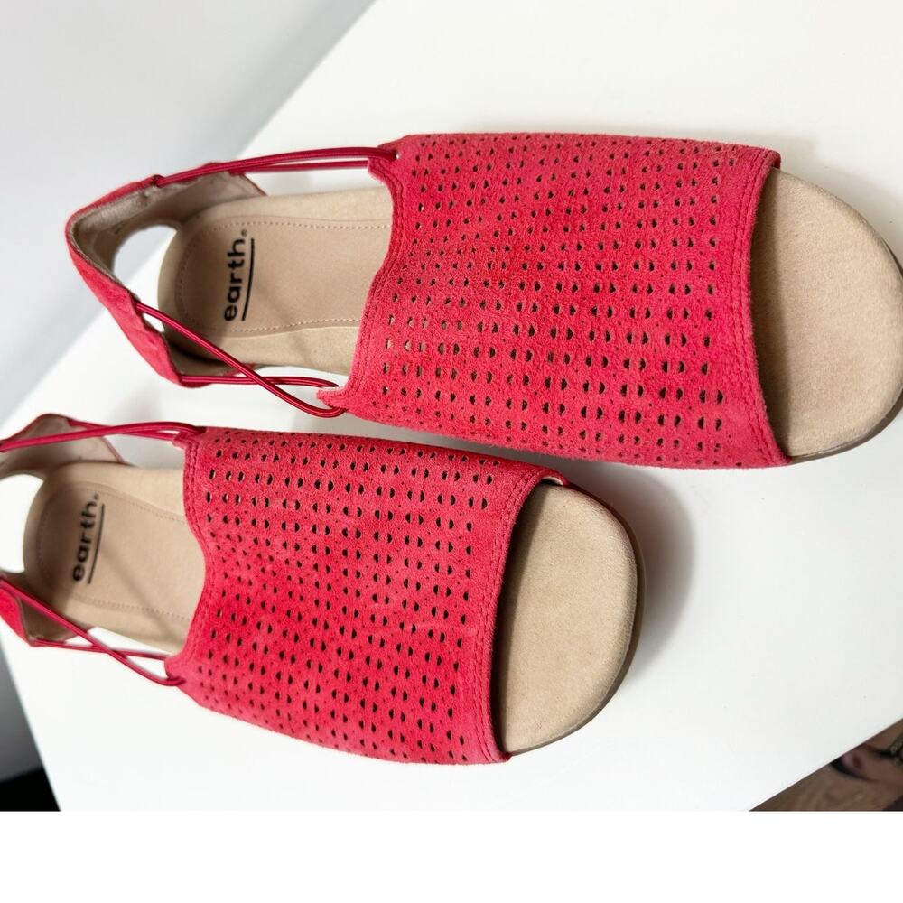 Earth Alder Abra Ginger Suede Slip On Sandals Spicy Red Open Toe Womens Size 7.5 - Picture 2 of 7